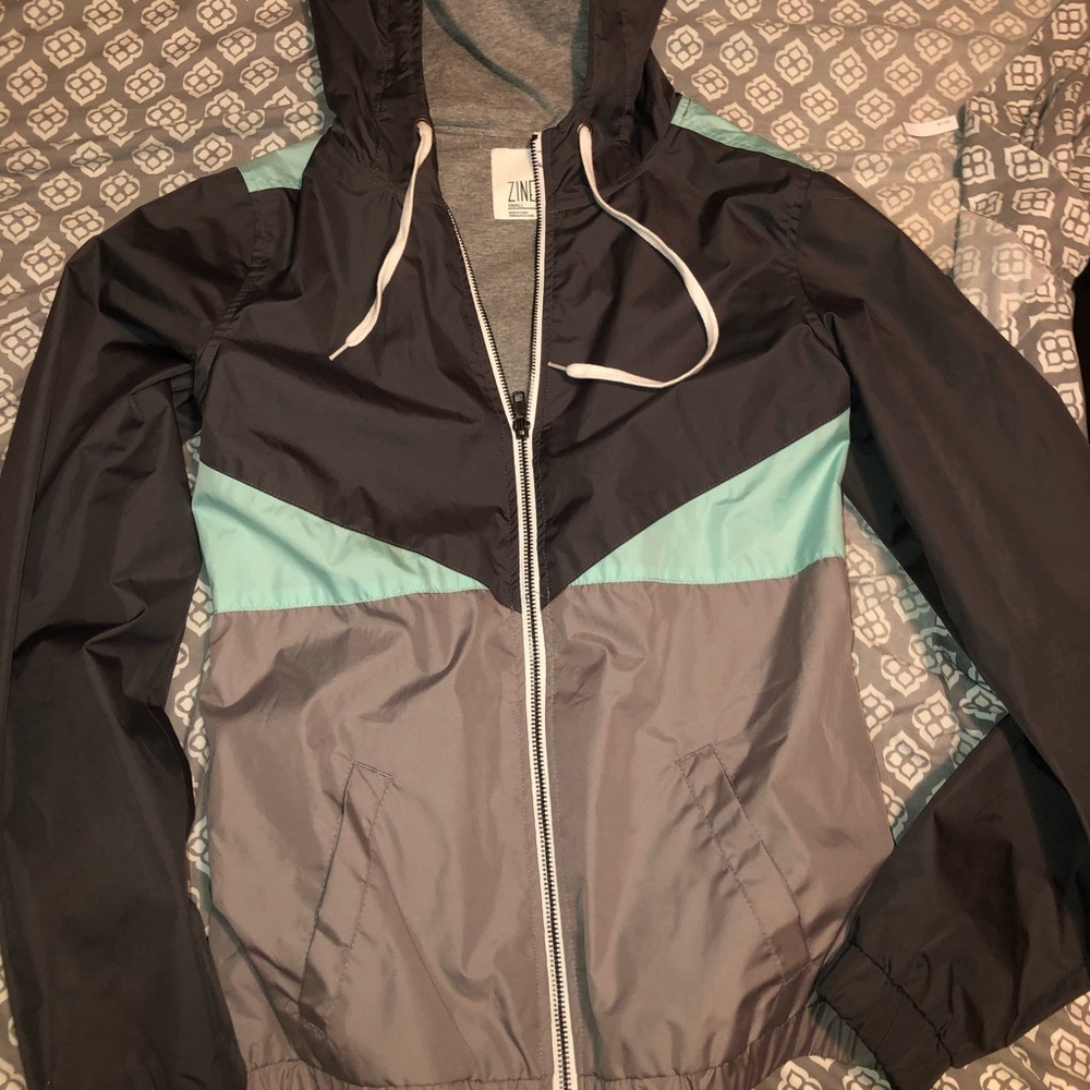 Zumiez Windbreaker